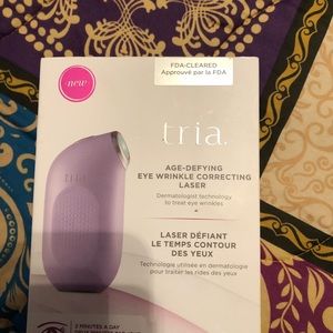 Tria age-Defying correcting laser